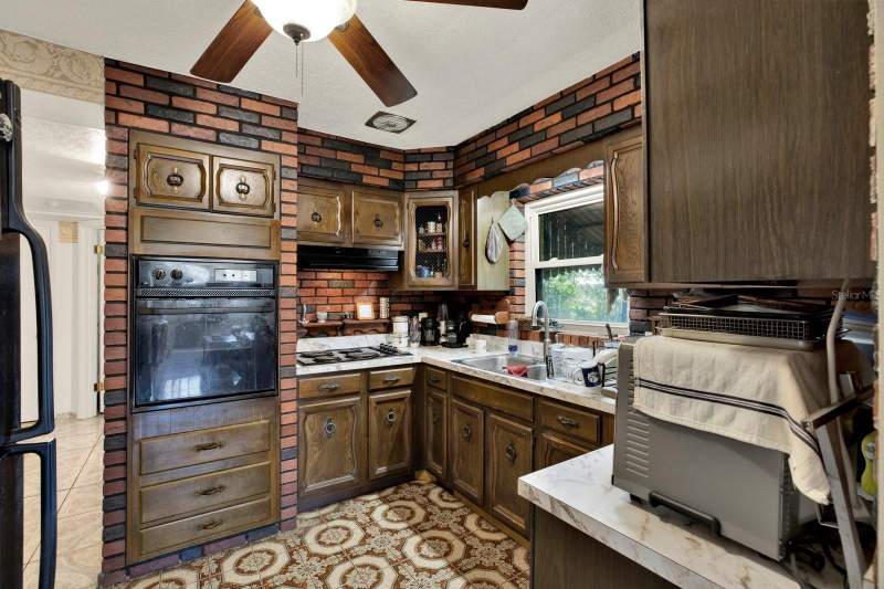 3 bedroom Single Family Residence at 1426 62nd Avenue, Euclid Estates, St Petersburg — photo 3