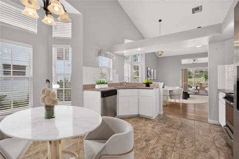 9387 French Quarters Circle, Weeki Wachee FL - photo 14 of 53