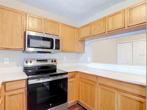 2245 Fluorshire Drive, Brandon FL - photo 13 of 42
