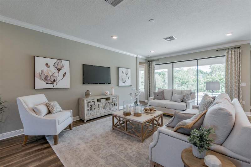4 bedroom Single Family Residence at 704 Estates Boulevard, North Lake Estates, Tarpon Springs — photo 4