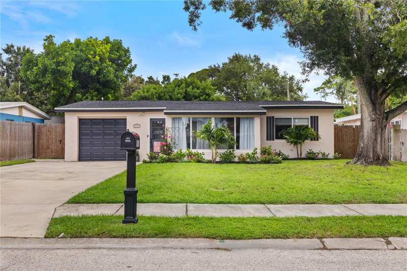 4 bedroom Single Family Residence at 5841 67th Avenue, Debra Heights Sub, Pinellas Park — photo 1