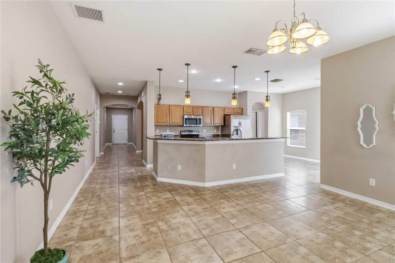 3 bedroom Single Family Residence at 820 Parker Den Drive, Bahia Lakes Ph 02, Ruskin — photo 4