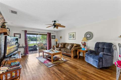 1076 Universal Rest Place, Kissimmee FL - photo 9 of 24
