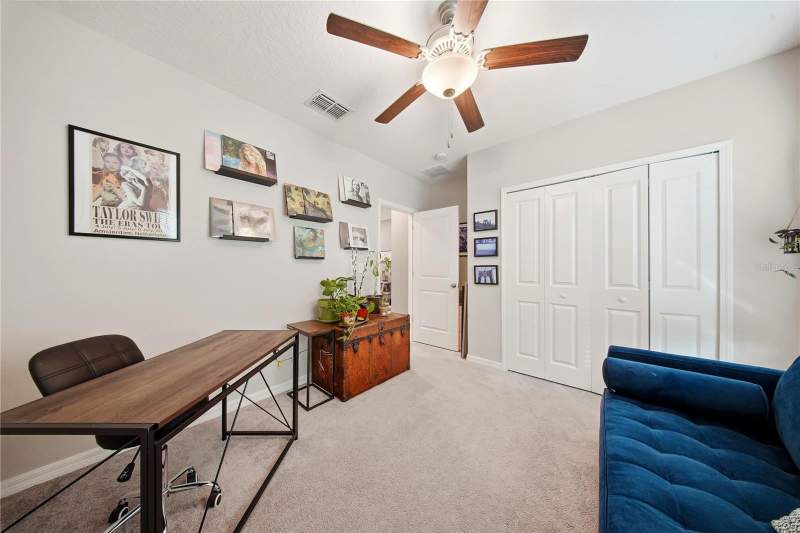 6 bedroom Single Family Residence at 13525 Wild Ginger Street, South Fork, Riverview — photo 5