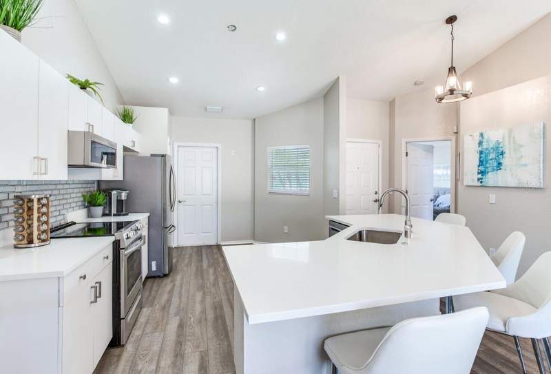 3 bedroom Single Family Residence at 1126 Vinetree Drive, Lakeview Village Sec H Uni, Brandon — photo 4