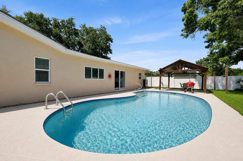 3 bedroom Single Family Residence at 2069 Kingfisher Drive, Patty Ann Acres, Palm Harbor — photo 3