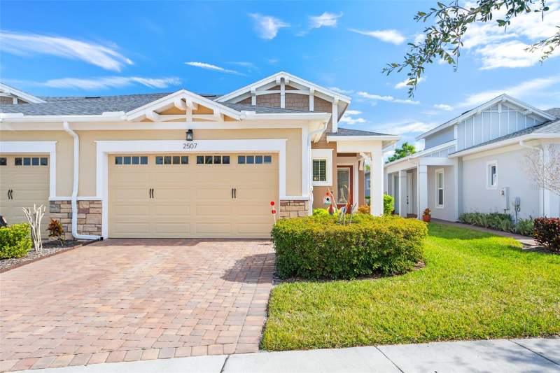 Northwest Lakeside GrovesHomes for Sale in St