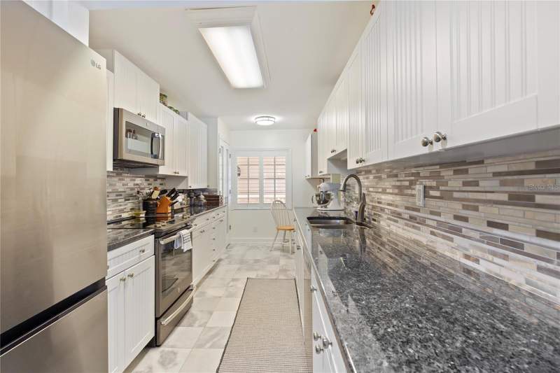 3 bedroom Condominium at 2900 GULF BOULEVARD #201, SERENO DEL SOL CONDO, BELLEAIR BEACH — photo 5