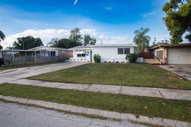 3 bedroom Single Family Residence at 4240 69th Avenue, Boulevard Park 1, Pinellas Park — photo 4