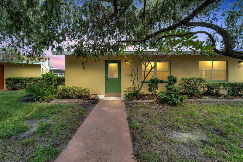 2 bedroom Condominium at 401 Dorchester Place #58, Dorchester C Condo, Sun City Center — photo 1