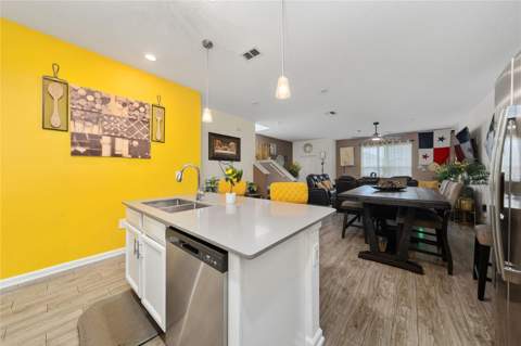2369 Volunteer Avenue, Kissimmee FL - photo 9 of 38