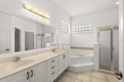 8 Eastgate Lane, Palm Coast FL - photo 17 of 49