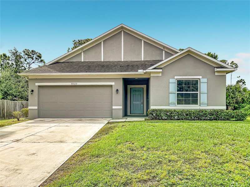 3 bedroom Single Family Residence at 8323 Edmiston Avenue, Port Charlotte Sub 26, North Port — photo 1