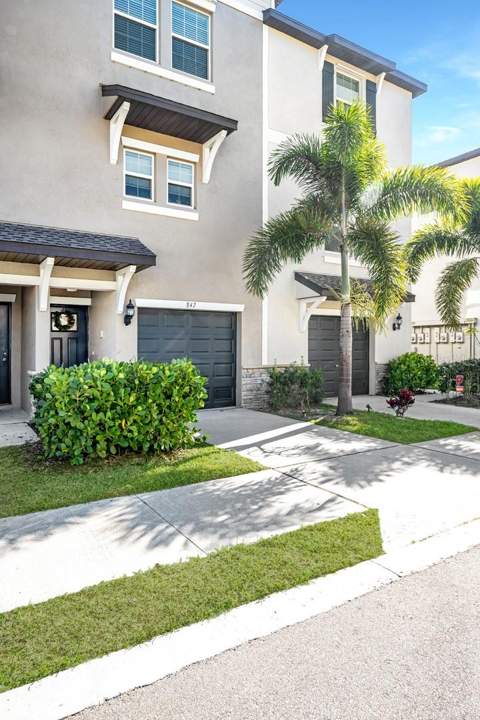 842 Tennyson Mill Circle, Tampa FL - photo 21 of 31