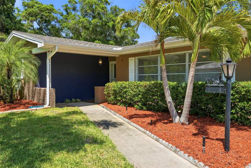 4 bedroom Single Family Residence at 1341 RANCHWOOD DRIVE, MORNINGSIDE ESTATES UNIT 3B, CLEARWATER — photo 2