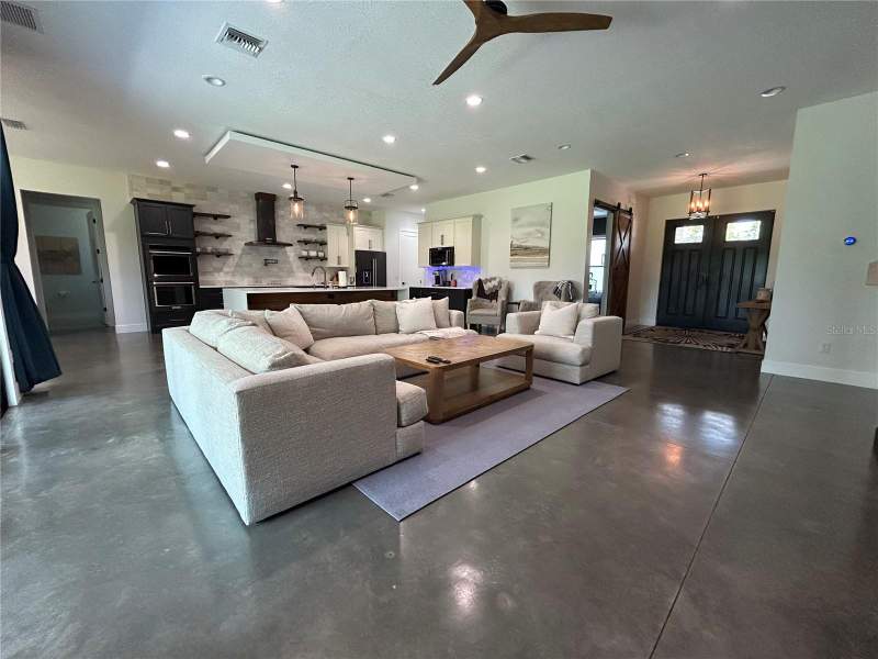 4 bedroom Single Family Residence at 19512 Majestic Street, Cape Orlando Estates, Orlando — photo 4