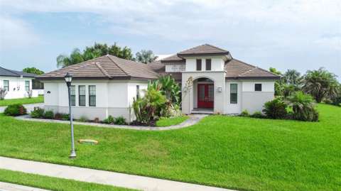 262 Amaryllis Way, golf community for sale in Lake Alfred