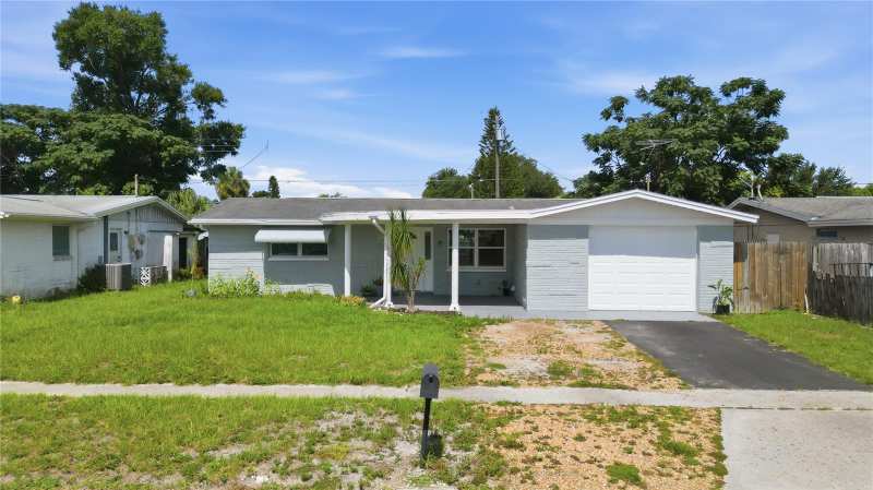 2 bedroom Single Family Residence at 2051 Peggy Drive, Holiday Gardens, Holiday — photo 1