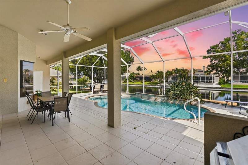3 bedroom Single Family Residence at 1819 SW 47th Street, Cape Coral, Cape Coral — photo 2