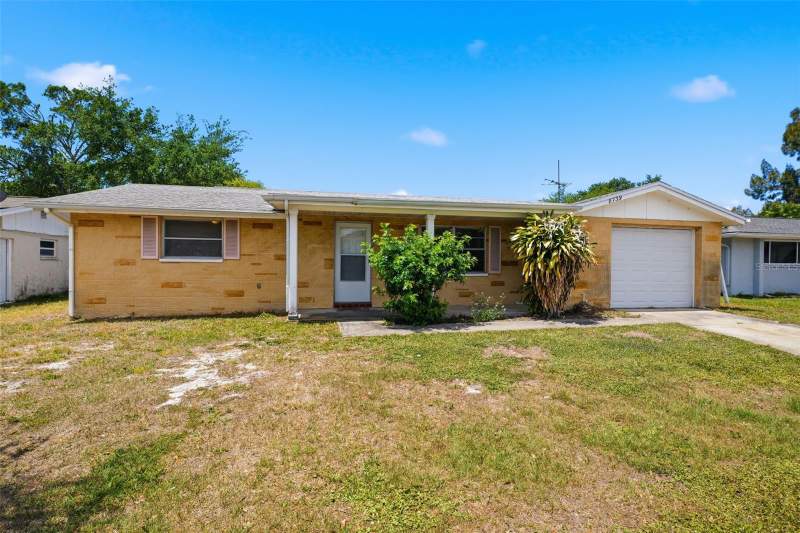 3 bedroom Single Family Residence at 8739 Lido Lane, Embassy Hills, Port Richey — photo 2