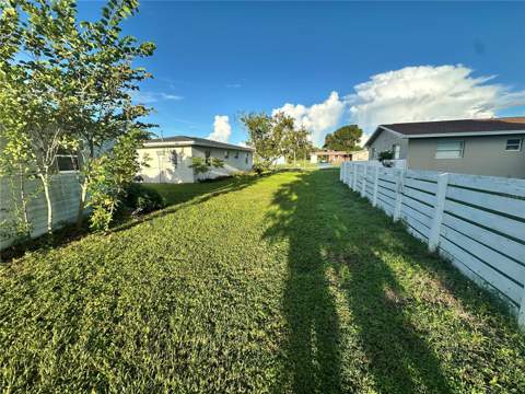 2488 Beacon Drive, Port Charlotte FL - photo 12 of 32