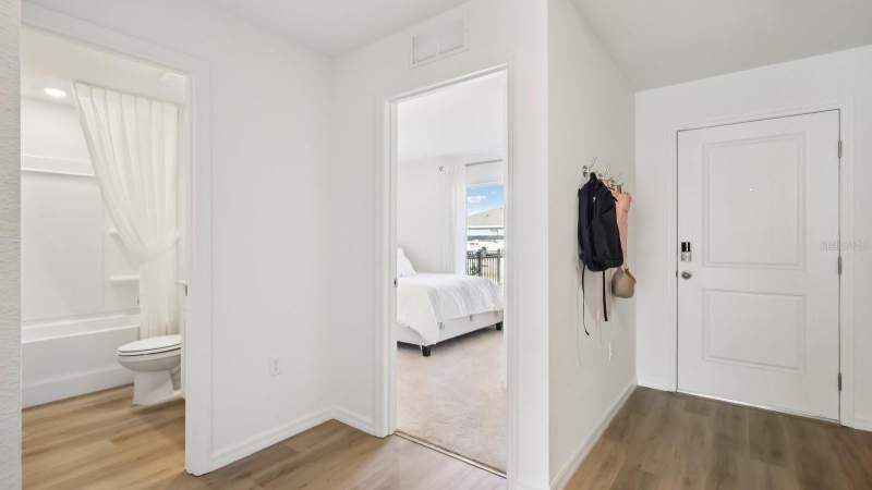 4 bedroom Single Family Residence at 18708 Highland Dew Street, Northridge, Spring Hill — photo 4