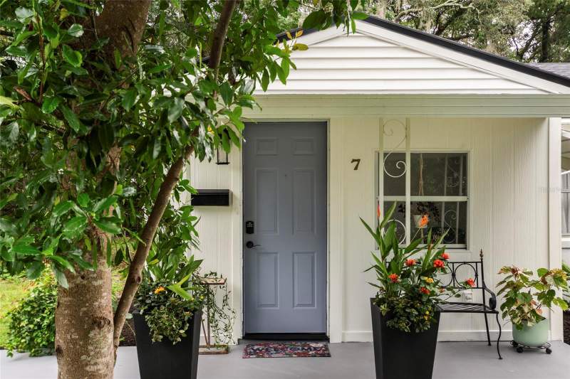 7 CARVER COURT home for sale in Magnolia Gardens
