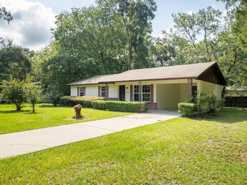 3 bedroom Single Family Residence at 25351 SW 7 Avenue, Arrowhead Point, Newberry — photo 1