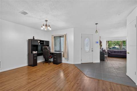 3303 Foxboro Court, Mount Dora FL - photo 6 of 6