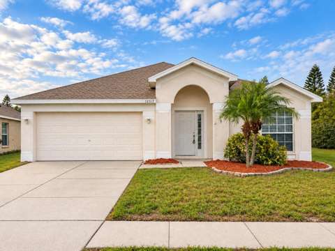 12517 Midpointe Drive, home for sale in Riverview 33578