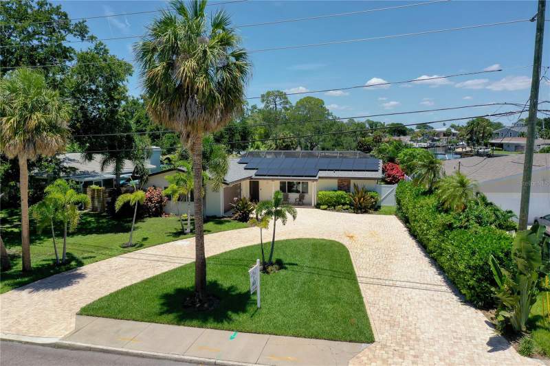 3 bedroom Single Family Residence at 5119 Venetian Boulevard, Lake Venice Shores, St Petersburg — photo 3