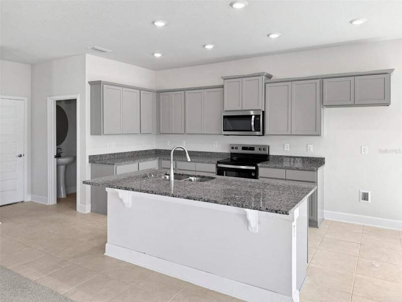 4 bedroom Single Family Residence at 4026 Sagefield Drive, Harmony Central, St Cloud — photo 4