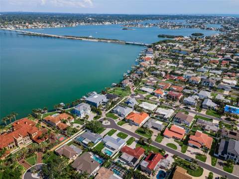 111 17th Street, Belleair Beach FL - photo 8 of 99
