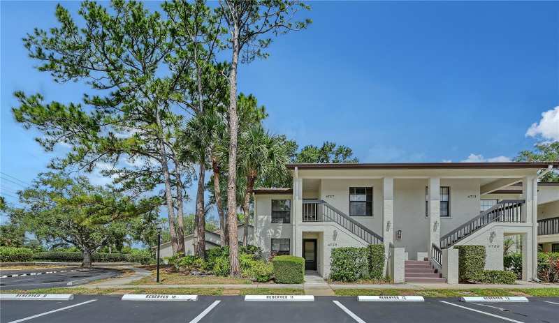 2 bedroom Condominium at 4729 Winslow Beacon #11, Winslow Beacon, Sarasota — photo 1