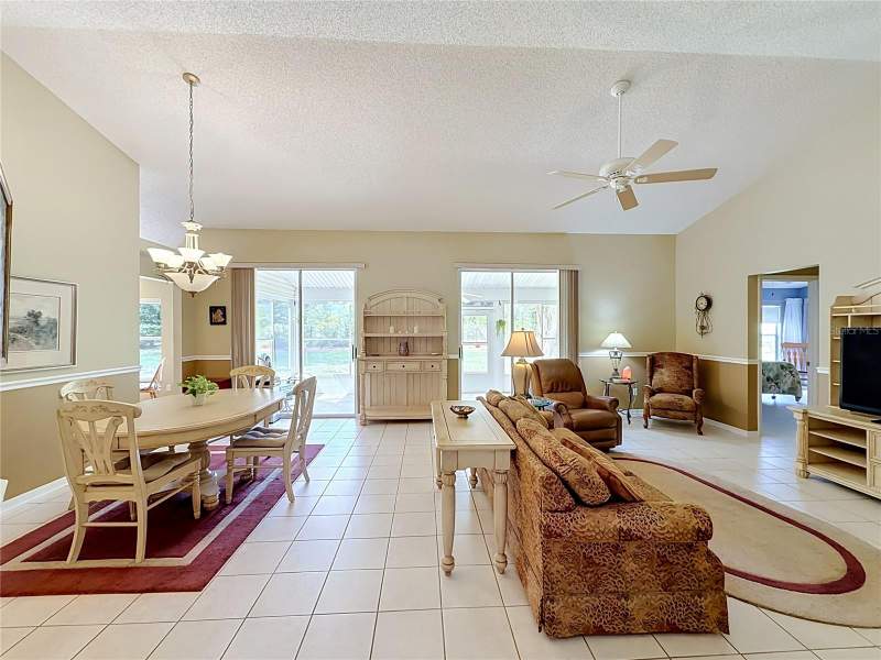 2 bedroom Single Family Residence at 26305 Glen Eagle Drive, Plantation At Leesburg Glen Eagle Village Tr A-E, Leesburg — photo 4