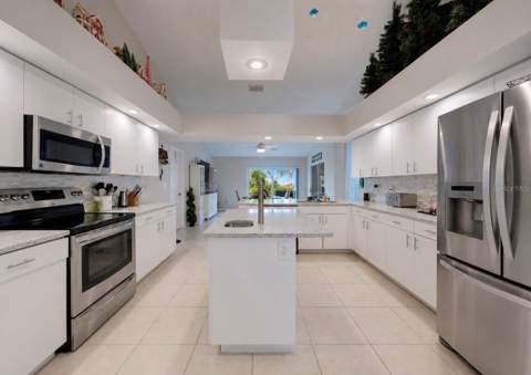 2027 New Bedford Drive, Sun City Center FL - photo 24 of 51