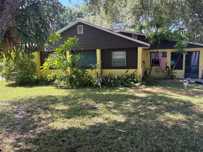 DefautHomes for Sale in Gibsonton, FL