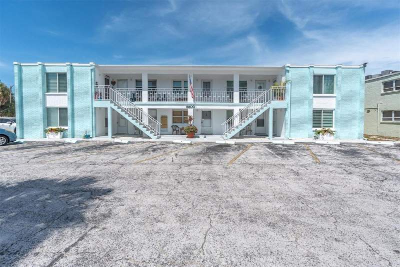 1 bedroom Condominium at 8800 Blind Pass Road #4, Norwood The Condo, St Pete Beach — photo 2
