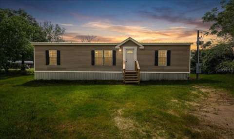 8581 NE 147Th Court, home for sale in Silver Springs 34488