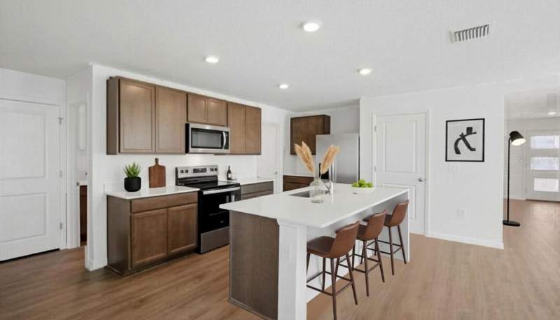 5 bedroom Single Family Residence at 35322 Homebound Gate Drive, Pasadena Ridge, Dade City — photo 3