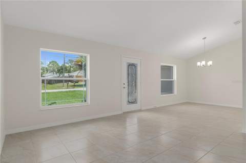 13048 Kittiwake Road, Weeki Wachee FL - photo 7 of 37