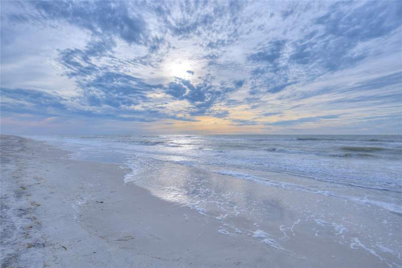 4 bedroom Condominium at 1660 Gulf Boulevard #Ph1, Dans Island On Sand Key Condo, Clearwater Beach — photo 4