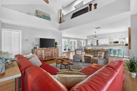 1902 Arrowhead Drive, St Petersburg FL - photo 19 of 49