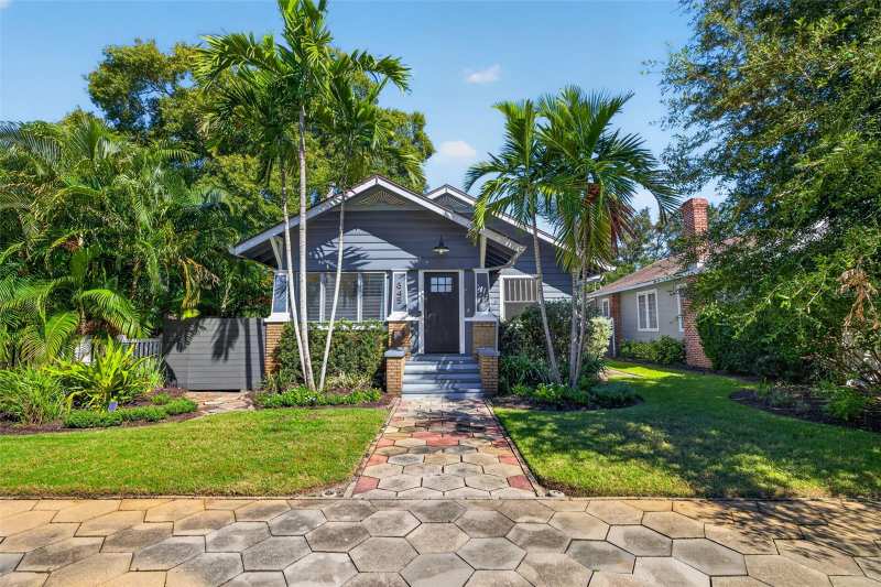 2 bedroom Single Family Residence at 845 28th Avenue, Crescent Heights, St Petersburg — photo 1