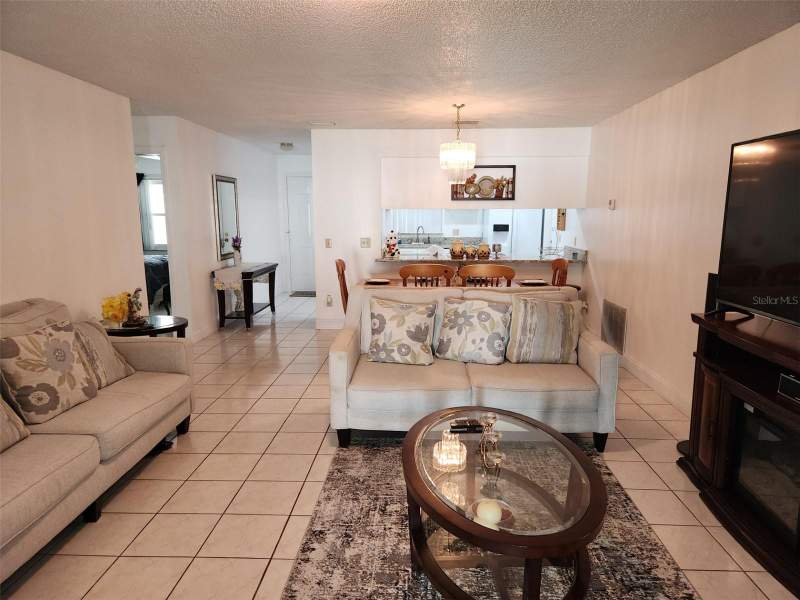 3 bedroom Single Family Residence at 2518 Bowmer Drive, Mill Run Unit 3, Kissimmee — photo 5