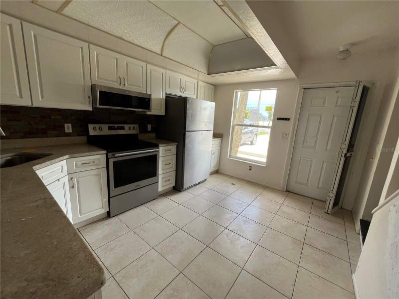 2 bedroom Townhouse at 26330 Rampart Boulevard #703 C, Lake Rio Twnhms, Punta Gorda — photo 2