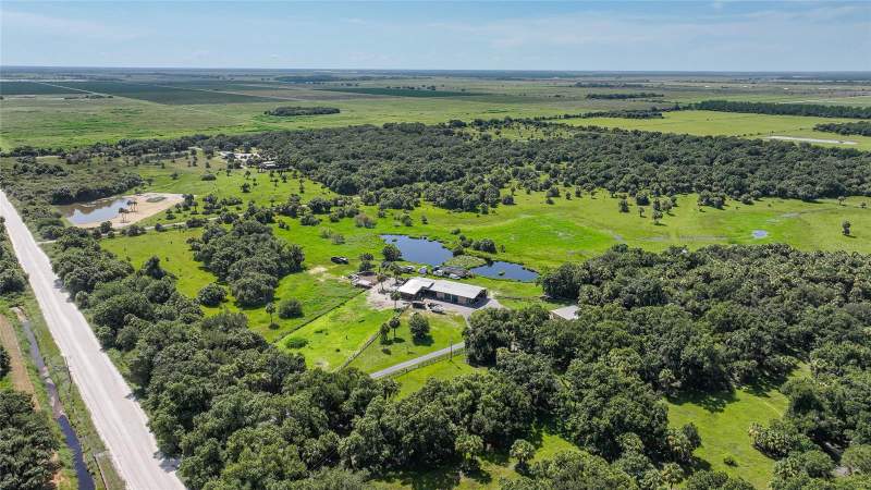 3 bedroom Single Family Residence at 43451 & 43631 Farabee Road, Pauland Acres, Punta Gorda — photo 4