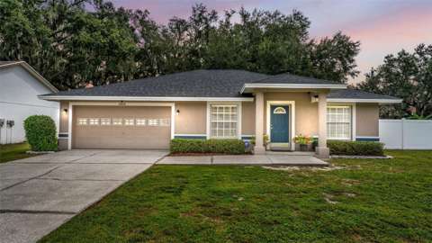 6816 Shepherd Oaks Road, home for sale in Lakeland 33811