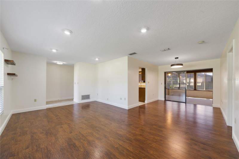 4 bedroom Single Family Residence at 4520 Ironstone Circle, Gatlin Grove, Orlando — photo 5