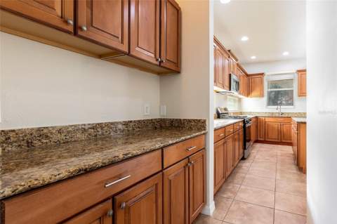 13844 Amelia Pond Drive, Windermere FL - photo 9 of 42